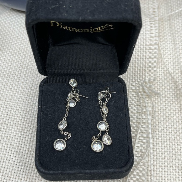 Vintage 14k White Gold Diamonique Dangle Earrings - 2.9g, 1.75” - Picture 3 of 17